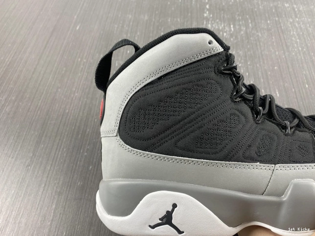 Grey Particle 9 Jordan CT8019-060 Retro 0617